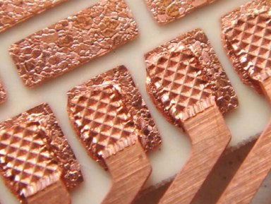Conexión eléctrica: uniones de cobre sobre placa de cerámica con revestimiento de cobre